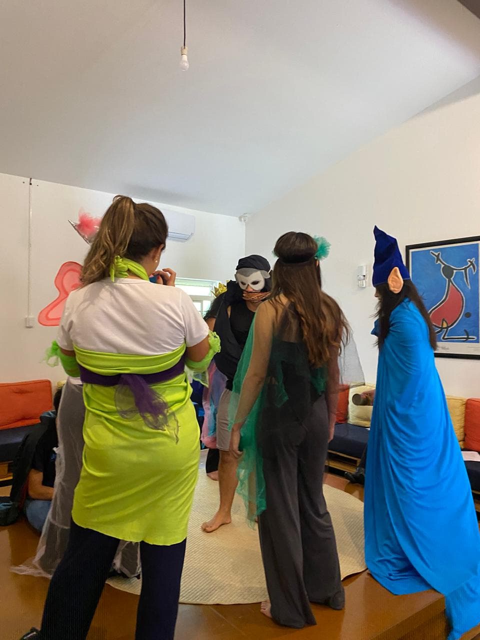 Registro da oficina de arte e infância na Casa do Encontro