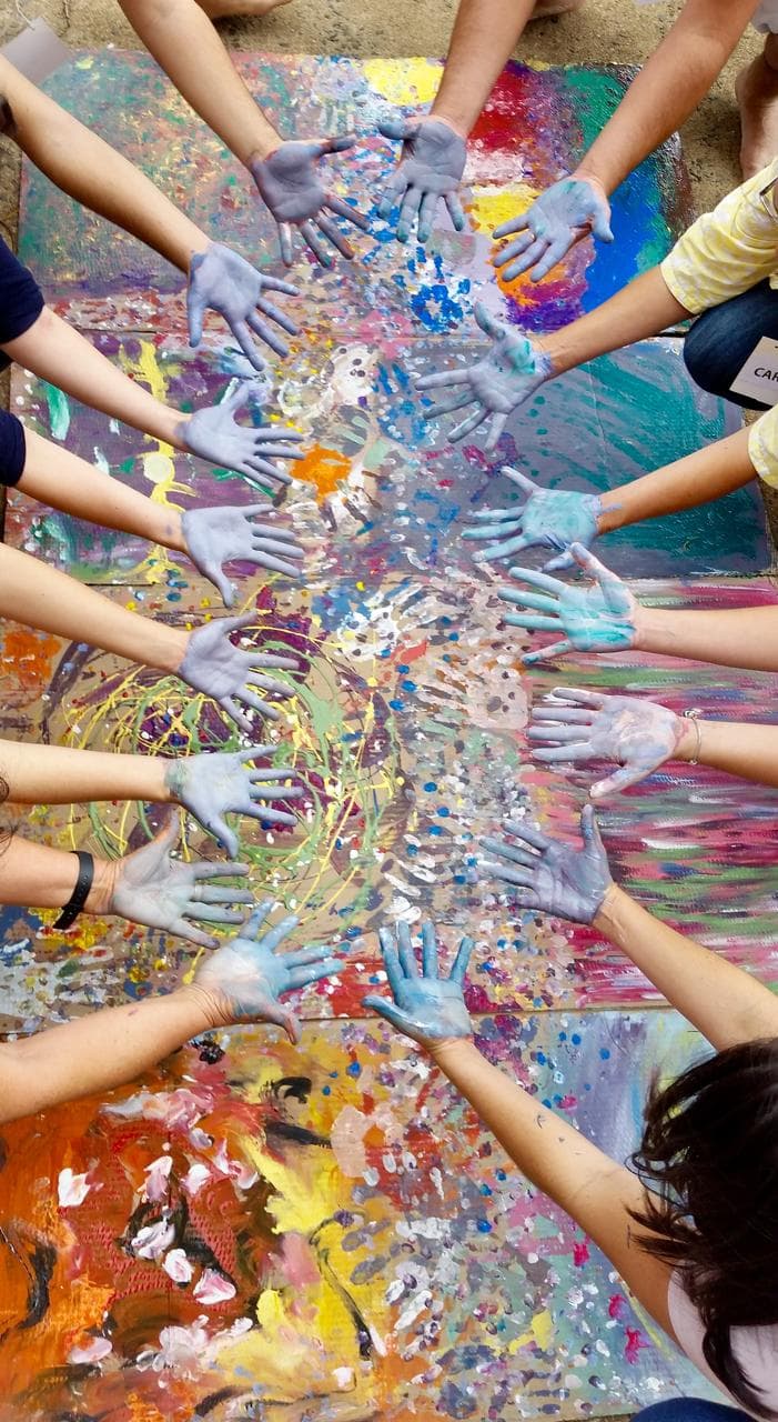 Registro da oficina de arte e infância na Casa do Encontro