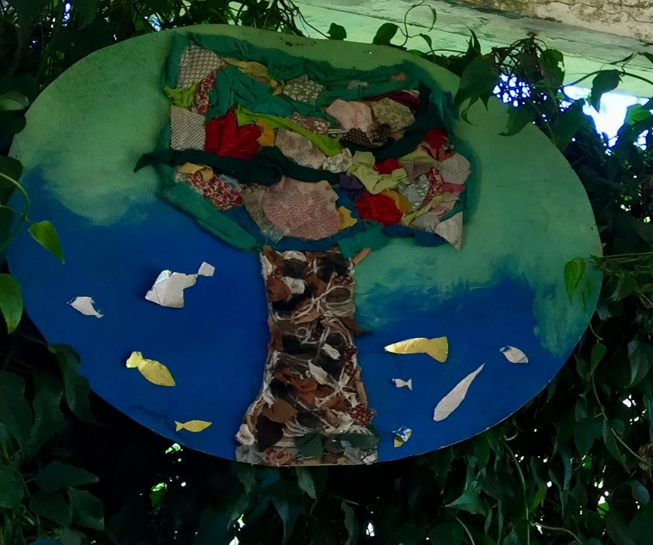 Registro da oficina de arte e infância na Casa do Encontro
